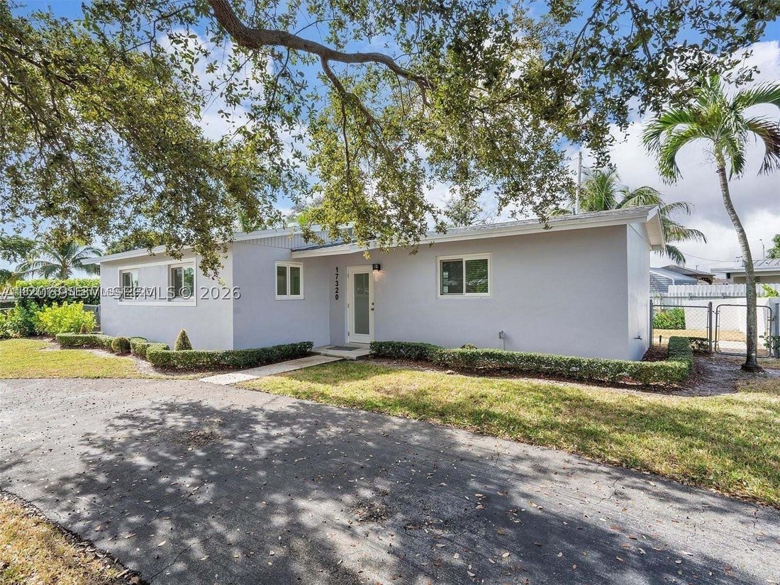 House in Hialeah, Florida, United States 3 - 18637768