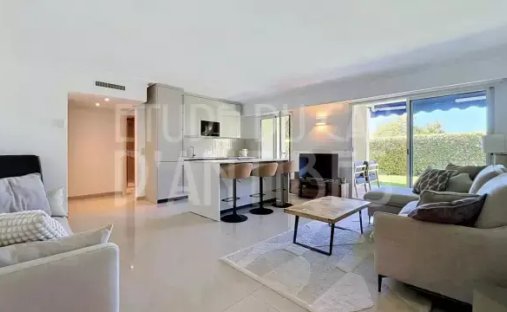 Apartment in Fontmerle, Antibes, France 1