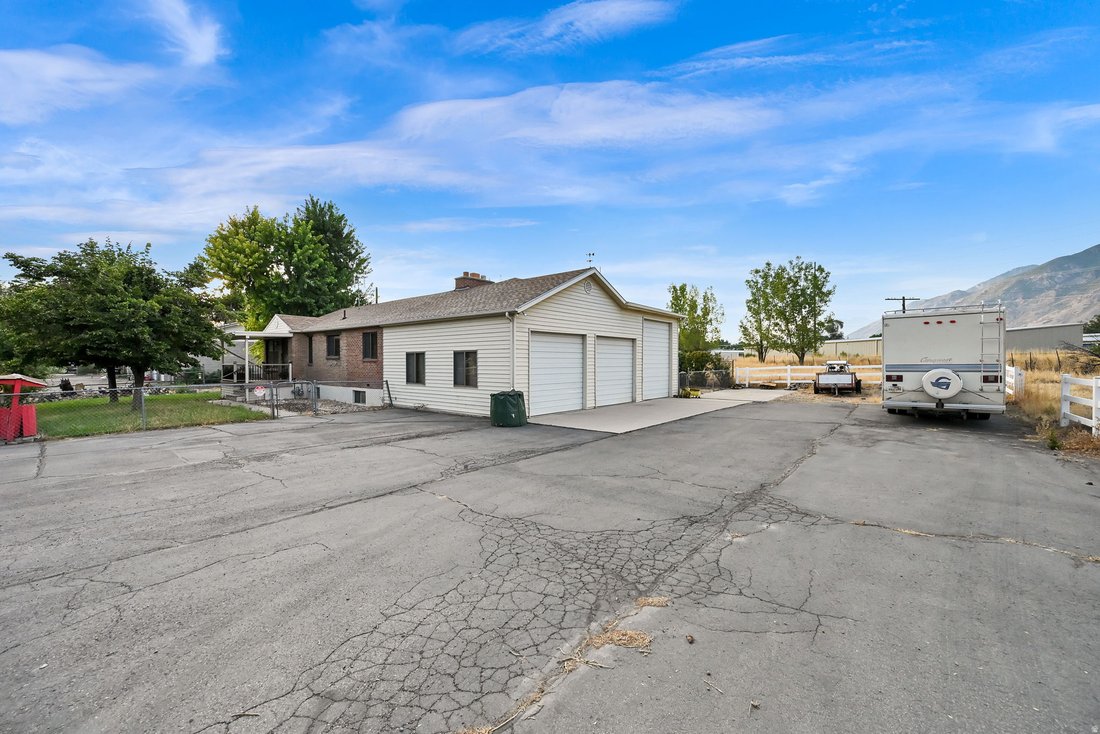 Springville, Utah, United States 1 - 18636957