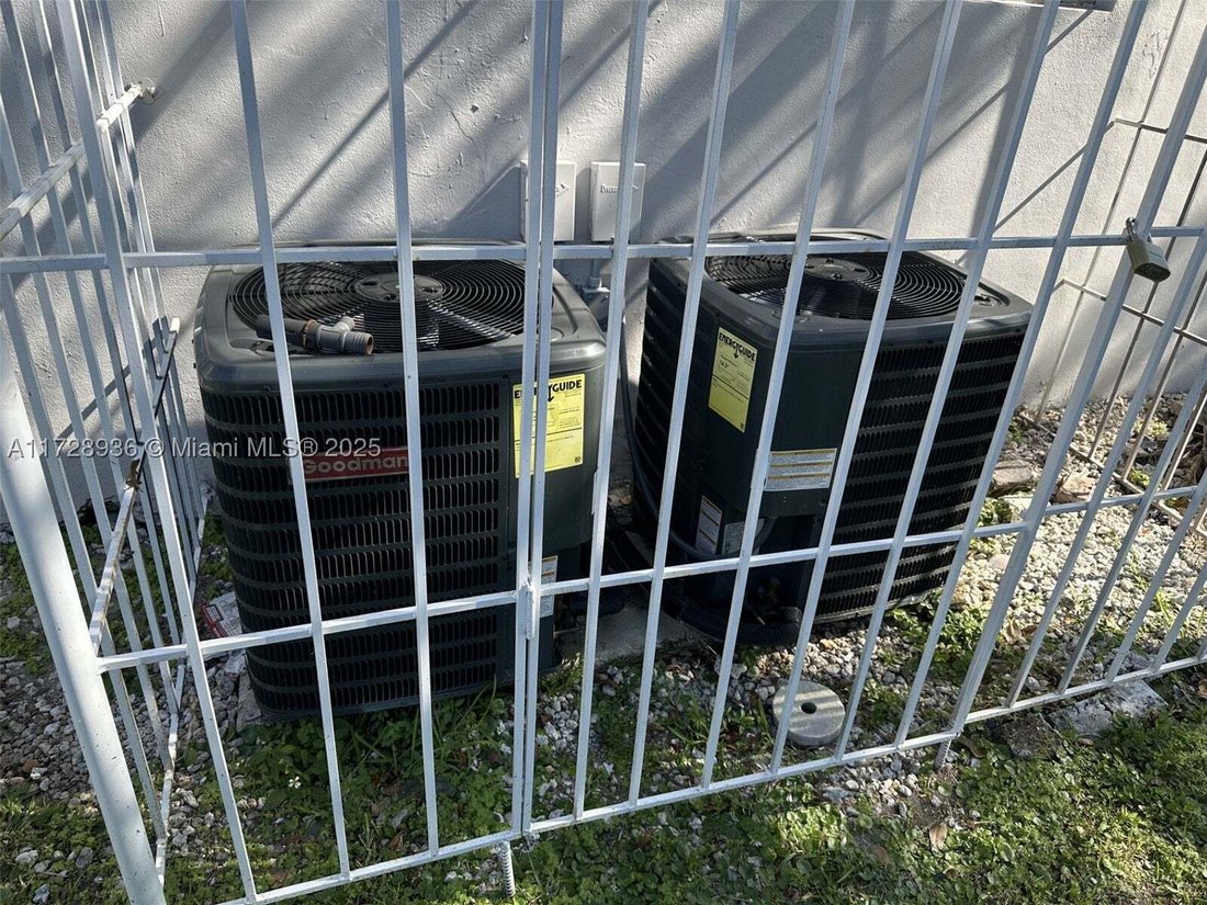Otros en Pembroke Pines, Florida, Estados Unidos 5 - 16639523