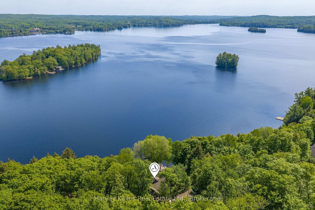 House in Huntsville, Ontario, Canada 2 - 18639633