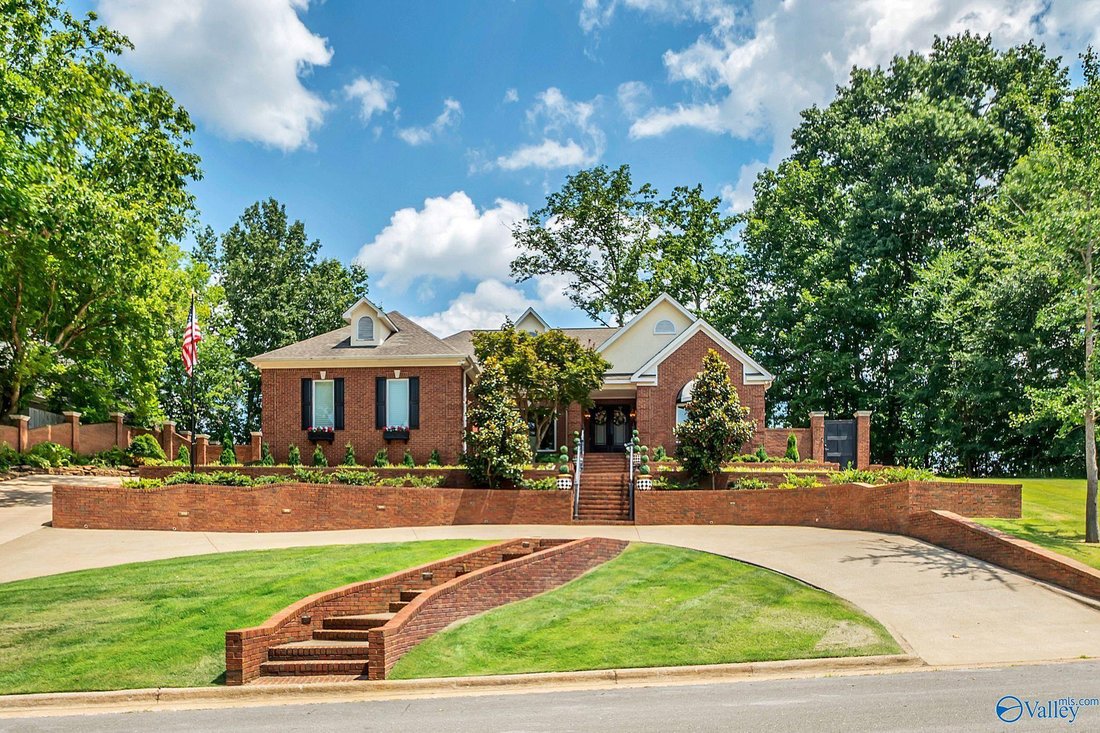 House in Florence, Alabama, United States 1 - 18633416