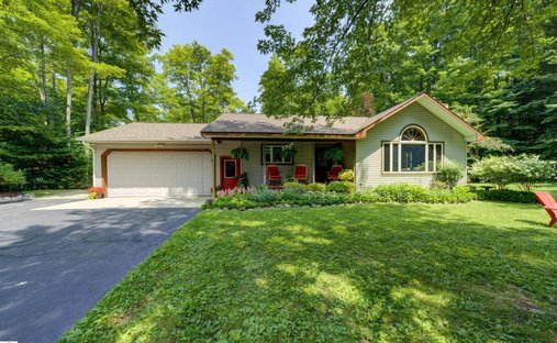 House in Glen Arbor, Michigan, United States 1