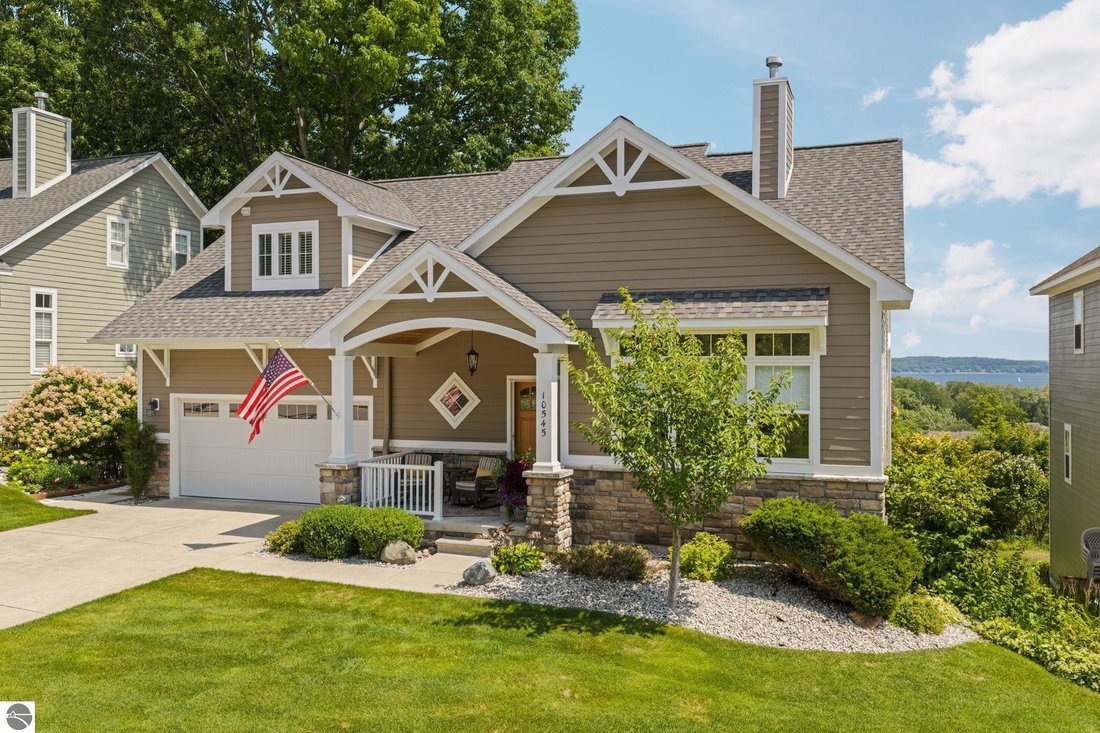House in Garfield Township, Michigan, United States 1 - 18636778