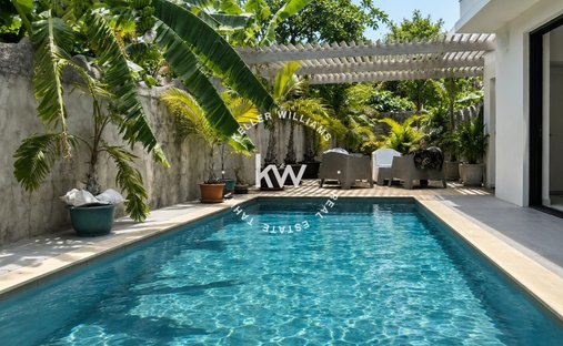 House in MAHAREPA, Windward Islands, French Polynesia 1