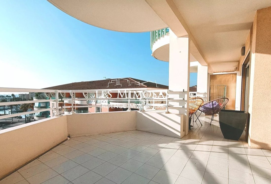 Apartment in Le Mas Port Fréjus, Frejus, France 5 - 18634630