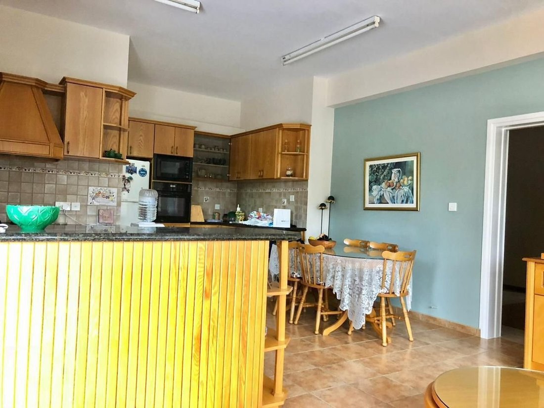 Villa in Episkopi, Paphos, Cyprus 4 - 16379820