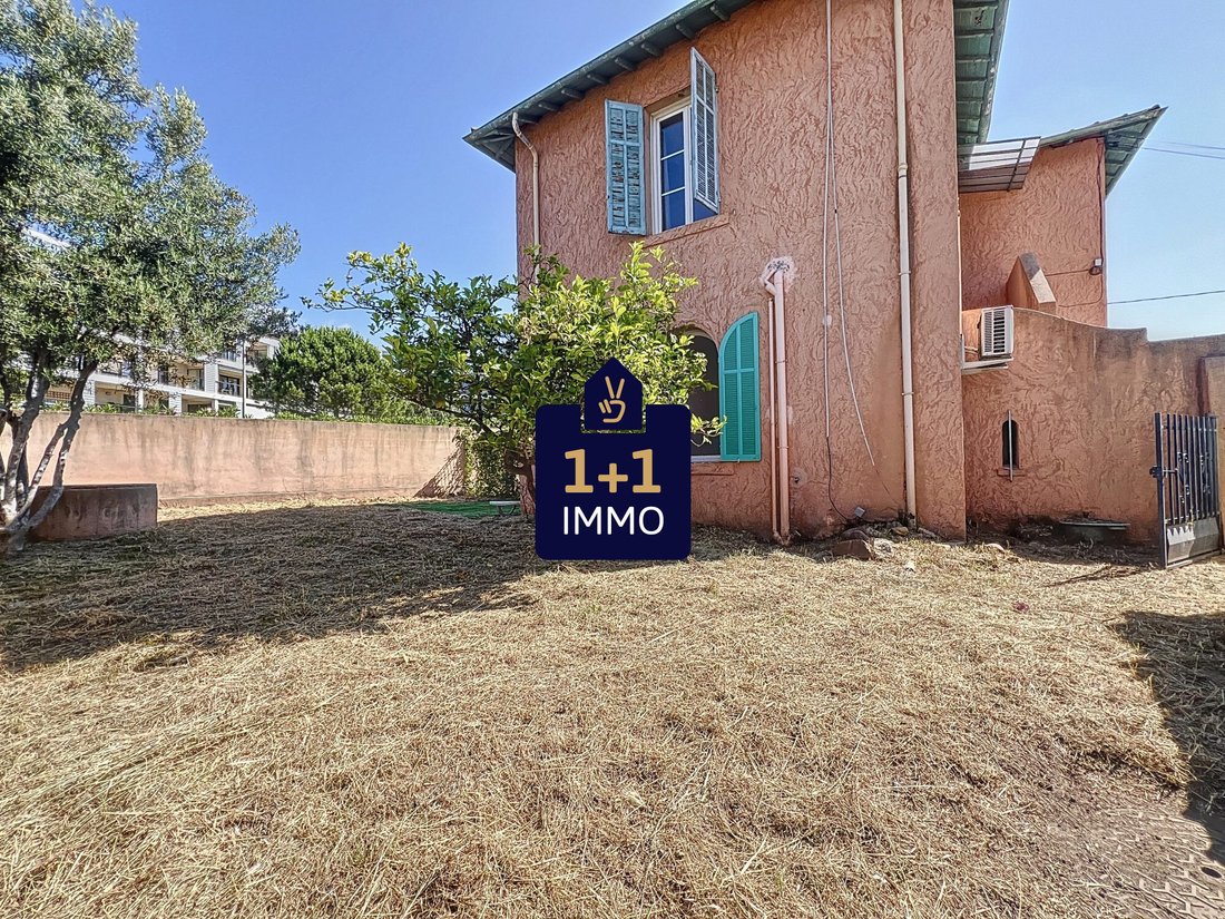House in Exterieurs, Frejus, France 1 - 16020998