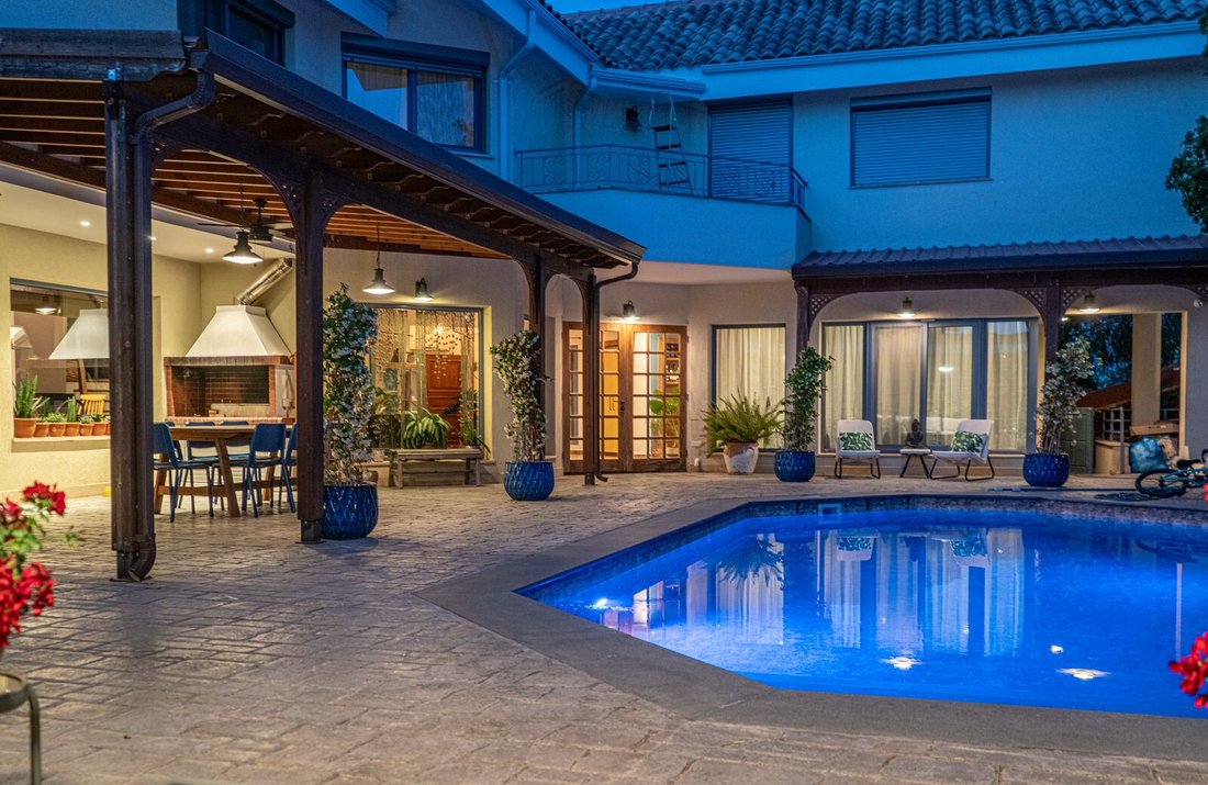 Villa in Limassol, Limassol, Cyprus 1 - 16380129