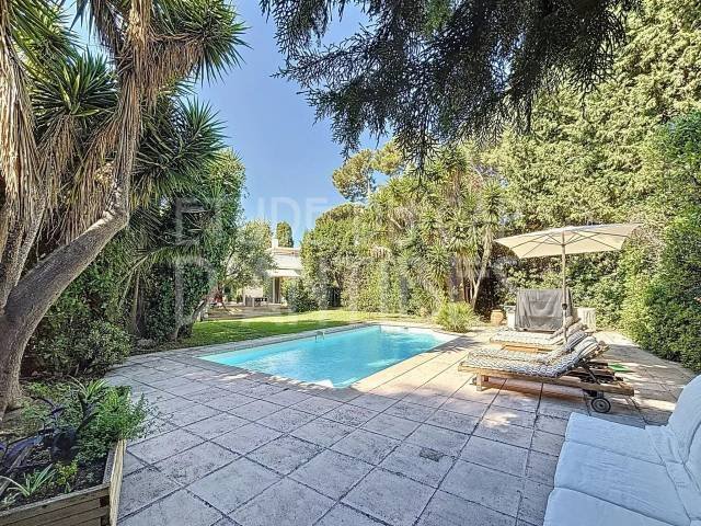 Villa in Fontmerle, Antibes, France 2 - 16083797