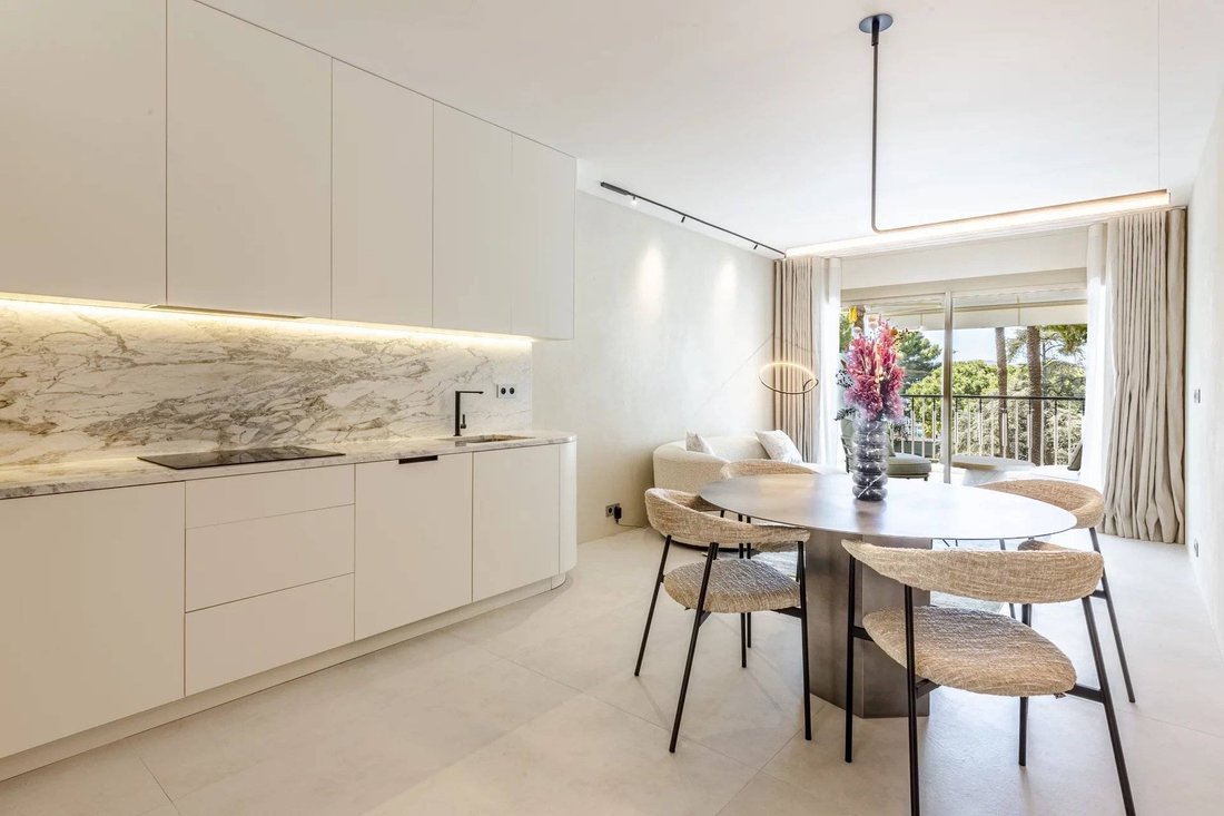 Apartment in Cannes, Provence-Alpes-Côte d'Azur, France 3 - 17388857