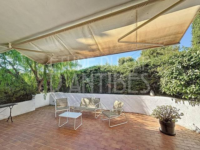 Villa in Fontmerle, Antibes, France 5 - 16083797