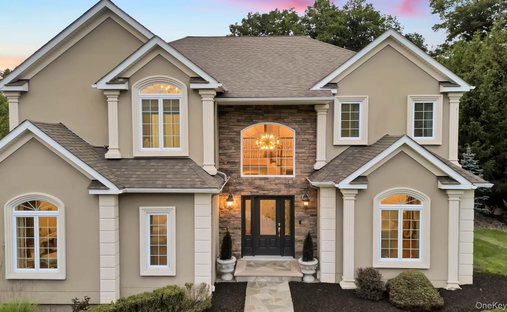 House in Woodbury, New York, United States 1