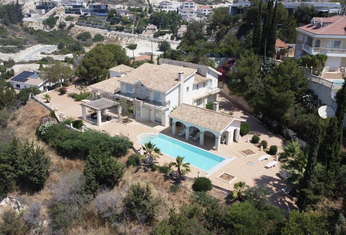 Villa in Agios Tychon, Limassol, Cyprus 3 - 18124062