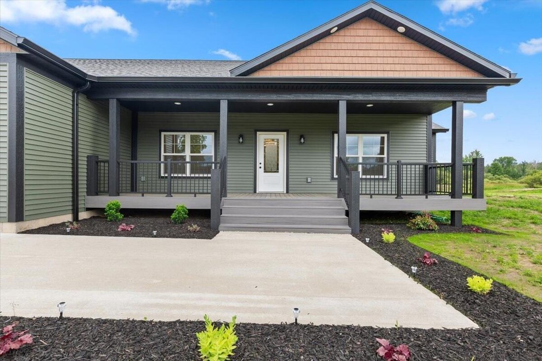 House in Pierson, Michigan, United States 4 - 18637579