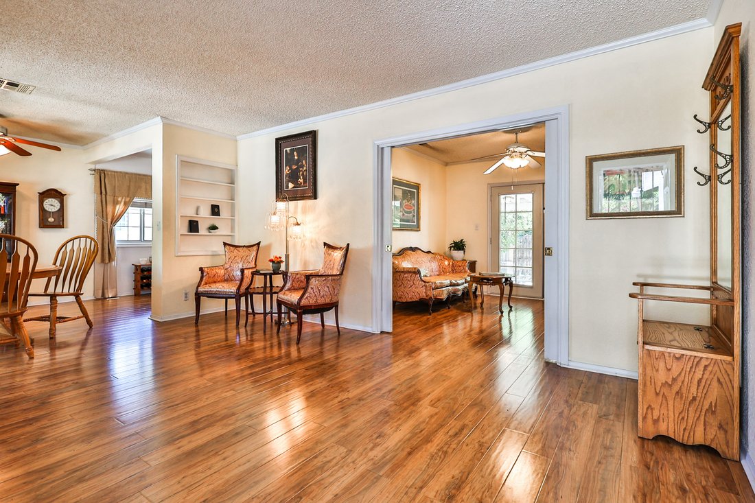 House in Pomona, California, United States 3 - 18634447