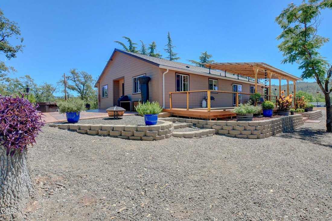 House in Eagle Point, Oregon, United States 5 - 18633023