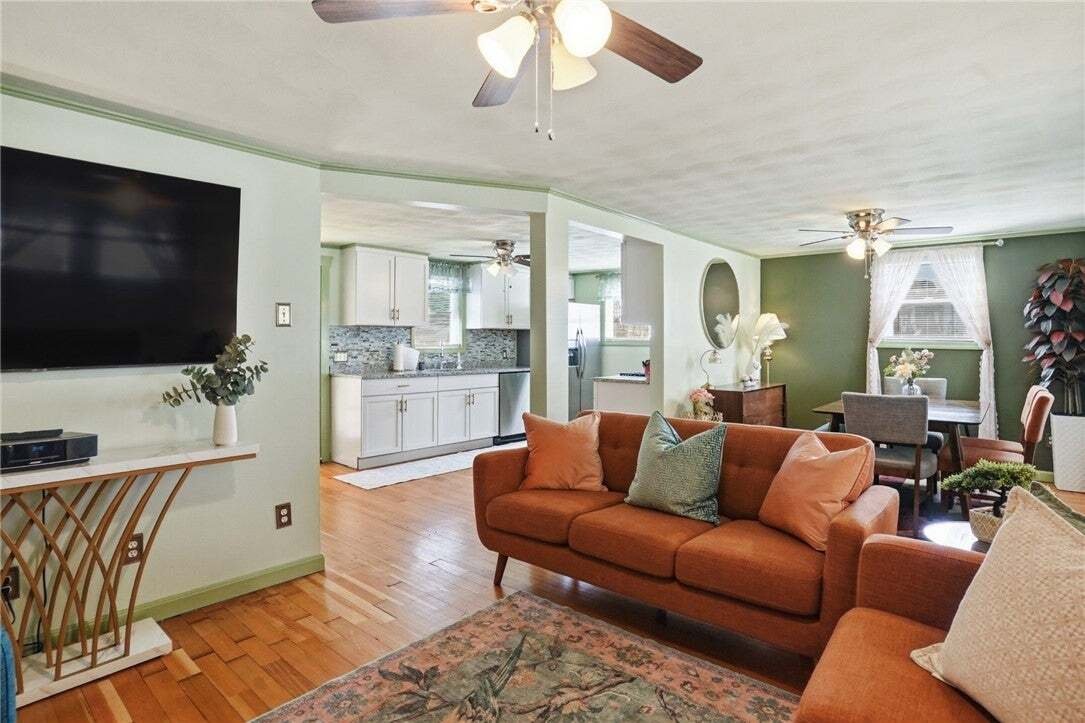 House in Warren, Rhode Island, United States 4 - 18637143