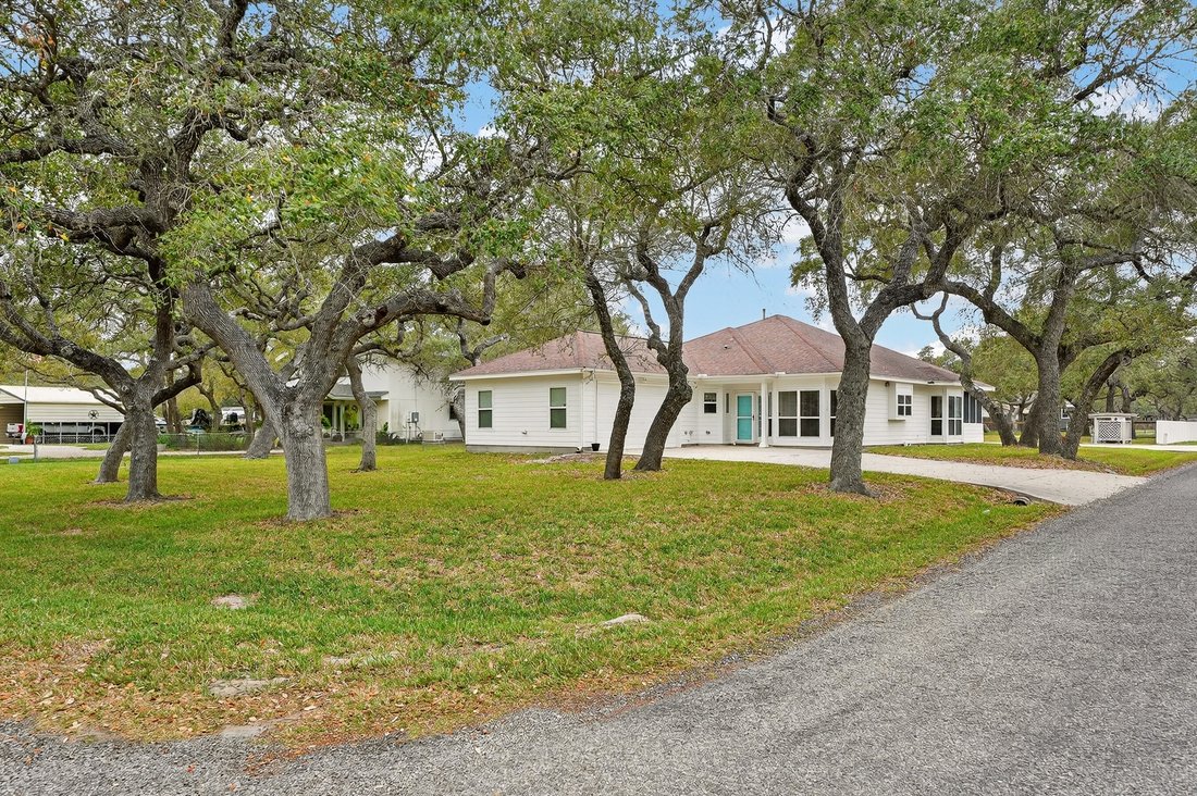 House in Rockport, Texas, United States 2 - 18634436
