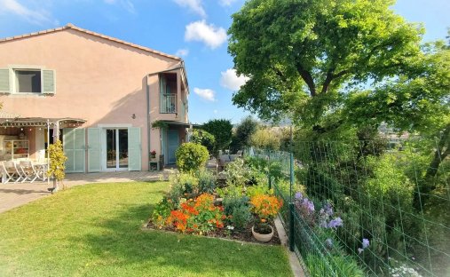 Villa in Nice, Provence-Alpes-Côte d'Azur, France 1