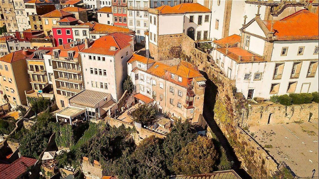 Cedofeita, Santo Ildefonso, Se, Miragaia, Sao Nicolau e Vitoria, Porto District, Portugal 3 - 18634268