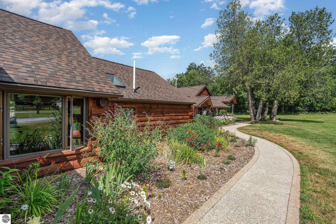 House in Glennie, Michigan, United States 5 - 18635731