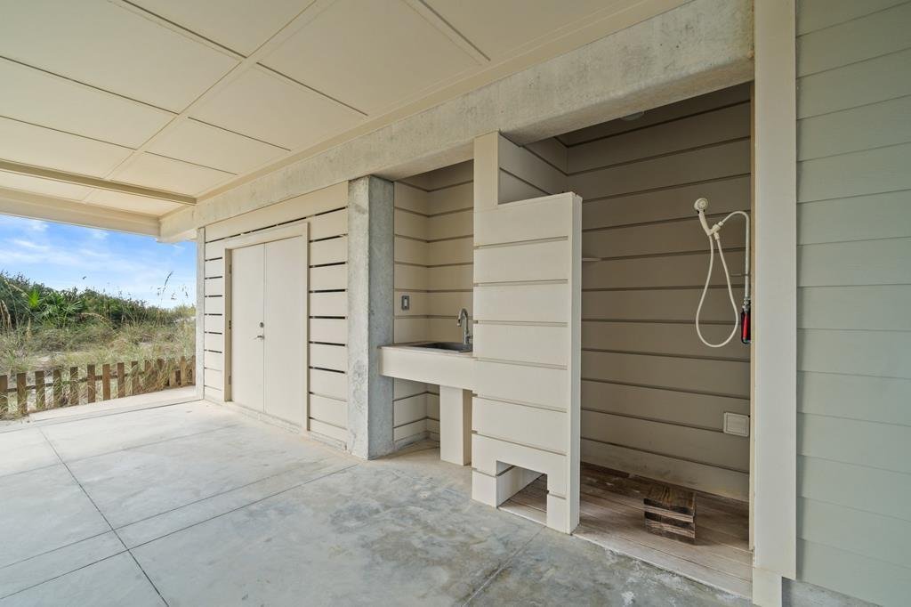 House in Port St. Joe, Florida, United States 2 - 18637603