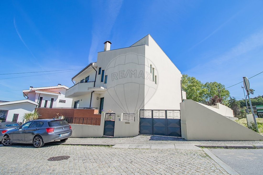 House in Aguas Santas, Porto District, Portugal 4 - 18634315