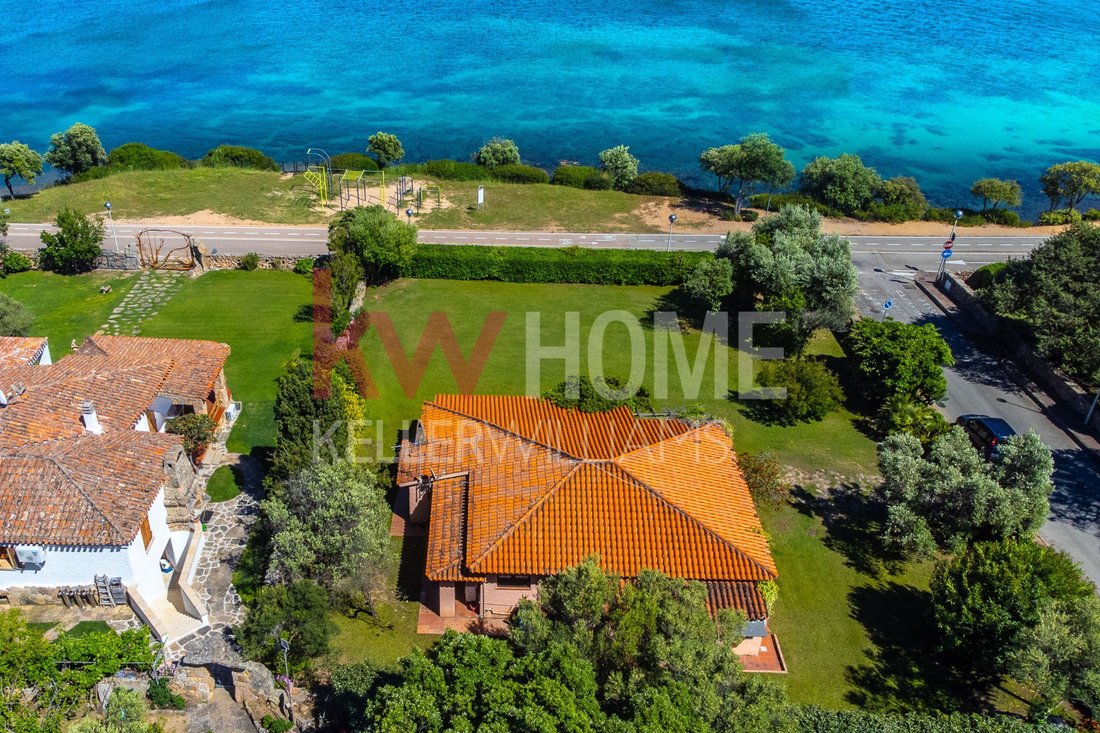Haus in Arzachena, Sardinien, Italien 1 - 18633800