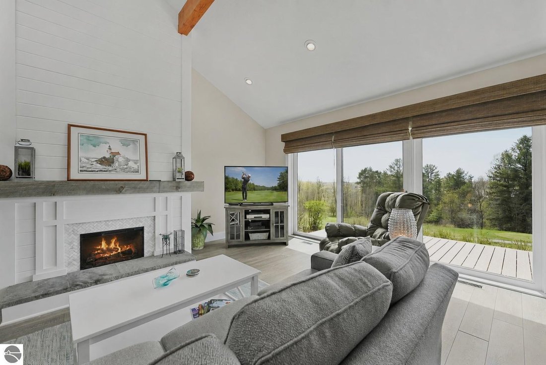 House in Central Lake, Michigan, United States 5 - 18635908