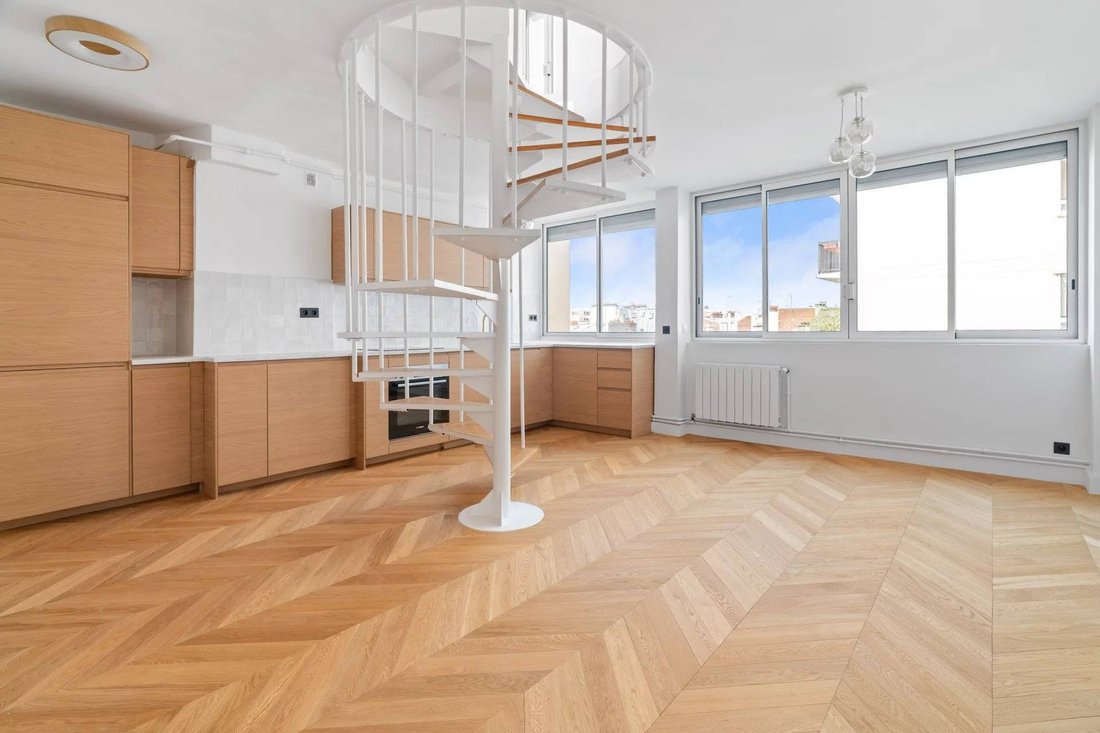 Apartment in Palais Royal, Paris 1er Arrondissement, Paris 1 - 15869315