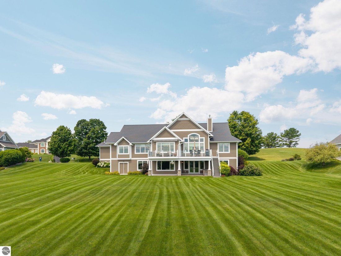 House in Traverse City, Michigan, United States 2 - 18636612
