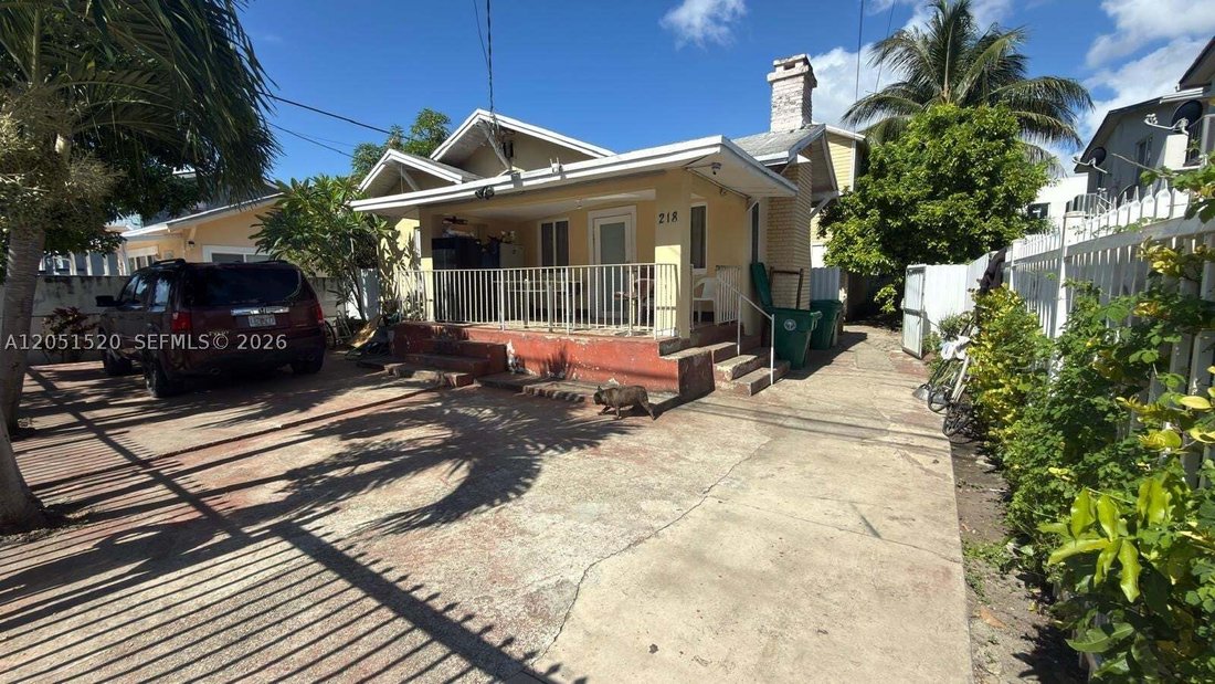 House in Miami, Florida, United States 1 - 18407390