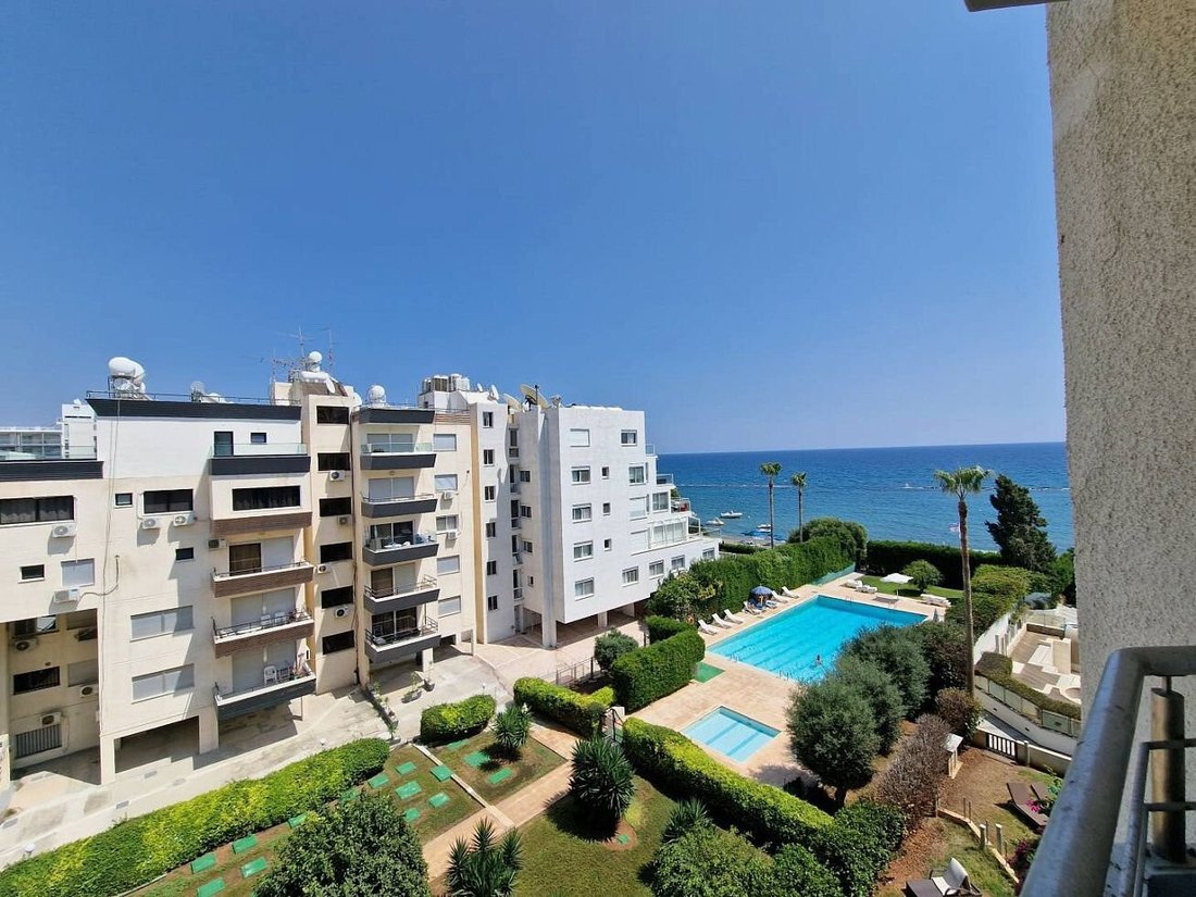 Apartment in Germasogeia, Limassol, Cyprus 1 - 16379740