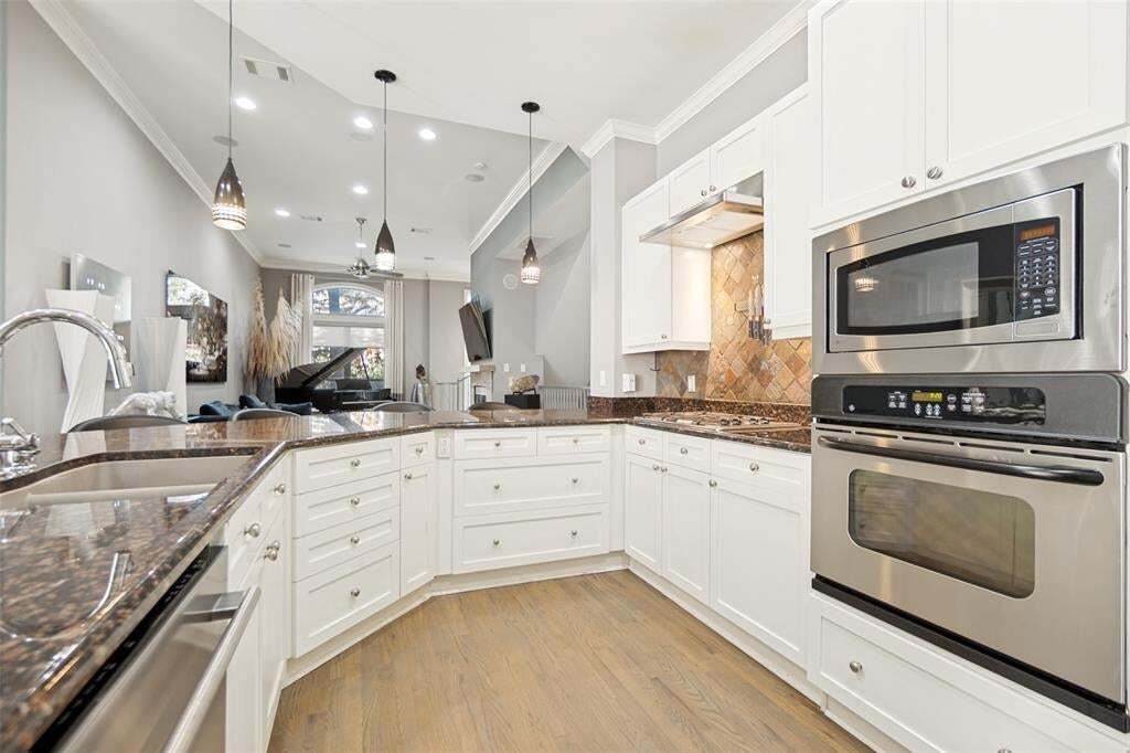 Condo in Dallas, Texas, United States 5 - 18638407