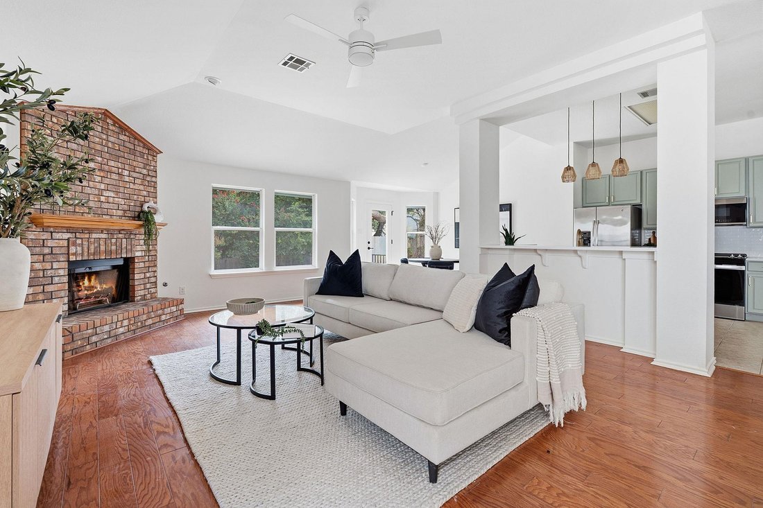 House in Austin, Texas, United States 5 - 18637706