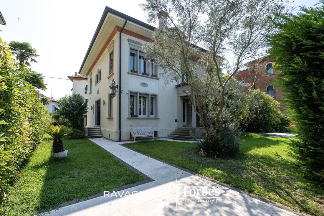 Villa in Isle of Lido, Veneto, Italy 1 - 18634870