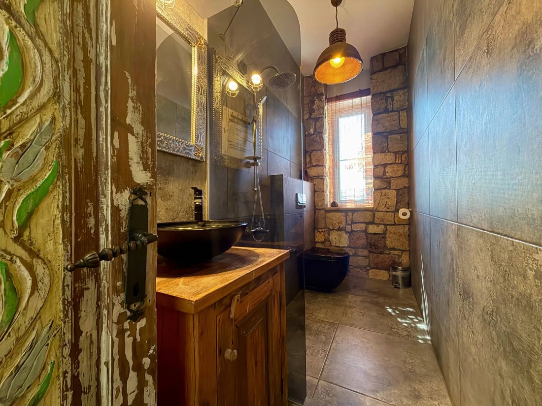 House in Ayvacık, Çanakkale, Turkey 5 - 18633803