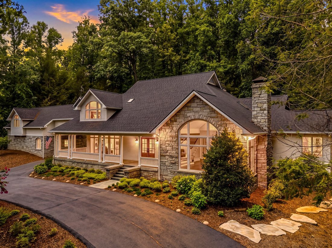 House in Asheville, North Carolina, United States 1 - 18104114