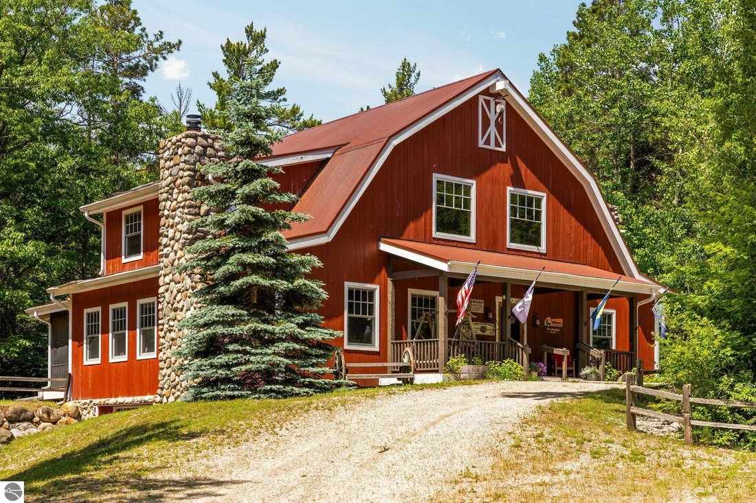 House in Beaver Island, Michigan, United States 2 - 18635778