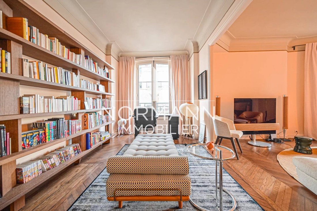 Apartment in Invalides, Paris 7e Arrondissement, Paris 5 - 17549647