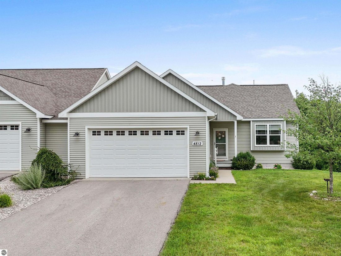 House in Traverse City, Michigan, United States 1 - 18636252