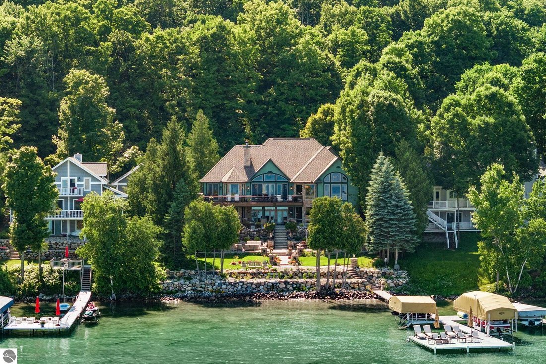 House in Elk Rapids, Michigan, United States 1 - 18636724