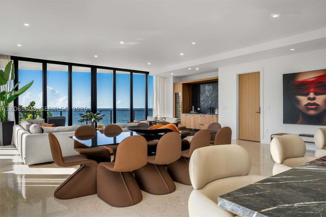 Condo in Miami, Florida, United States 4 - 18637699