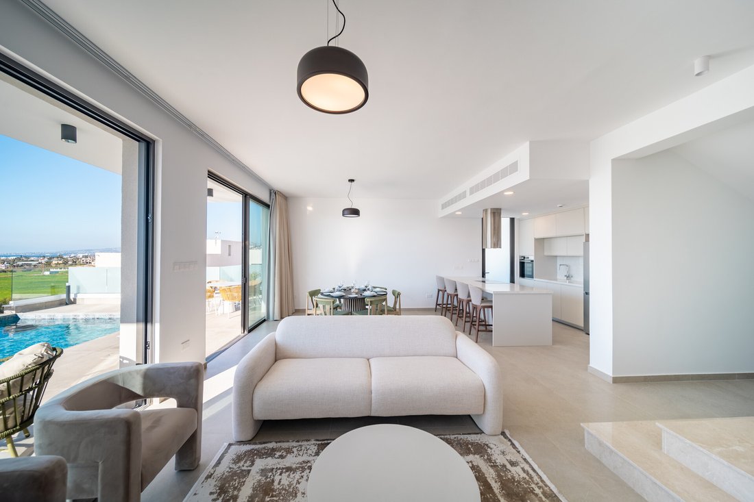 Villa in Chloraka, Paphos, Cyprus 5 - 16374813