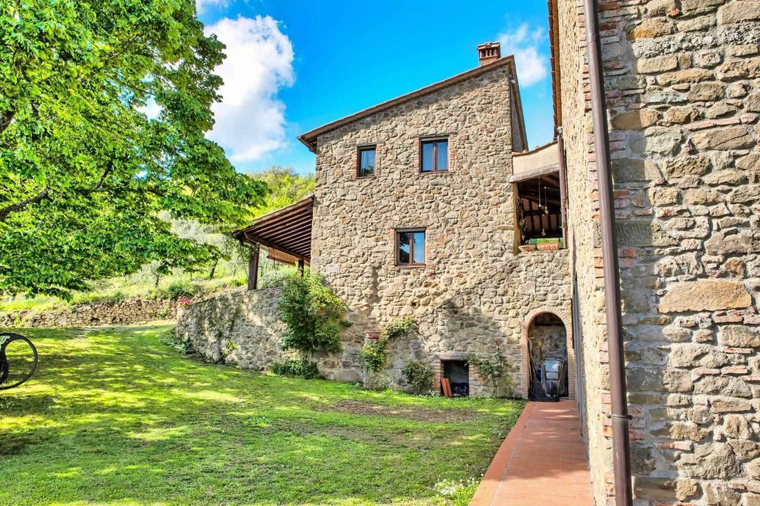 Gaiole in Chianti, Tuscany, Italy 5 - 18638918