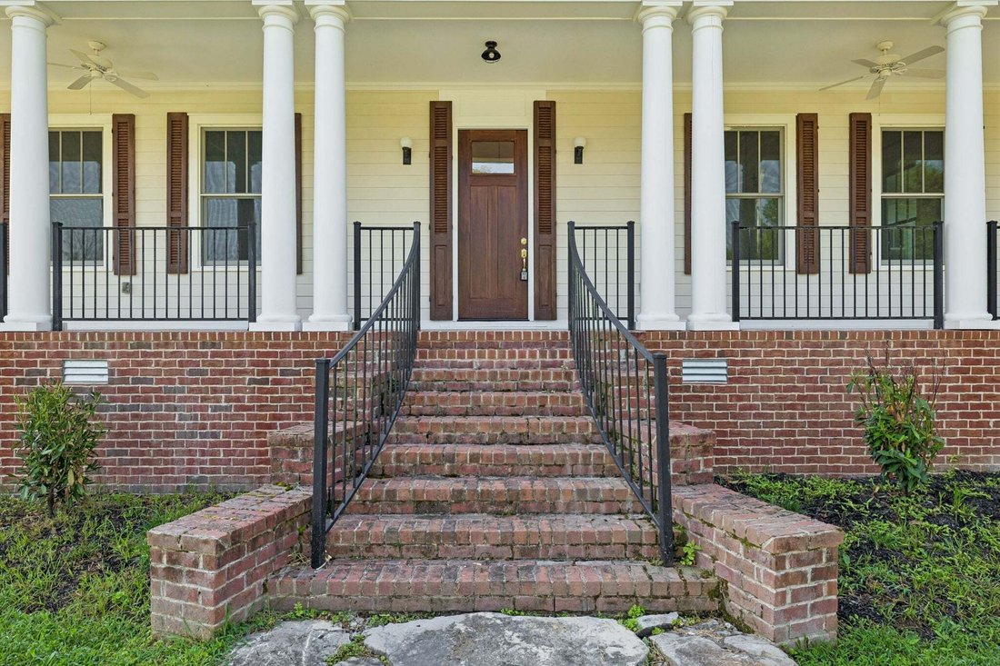 House in Castalian Springs, Tennessee, United States 4 - 18633927