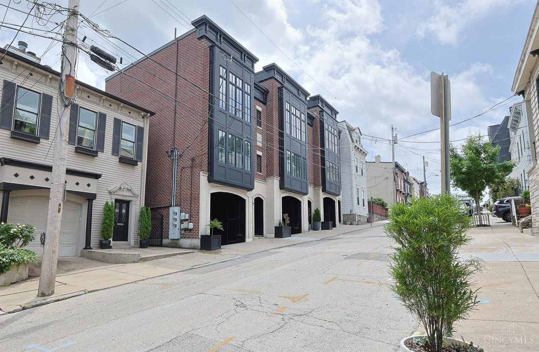 House in Cincinnati, Ohio, United States 1 - 18635659
