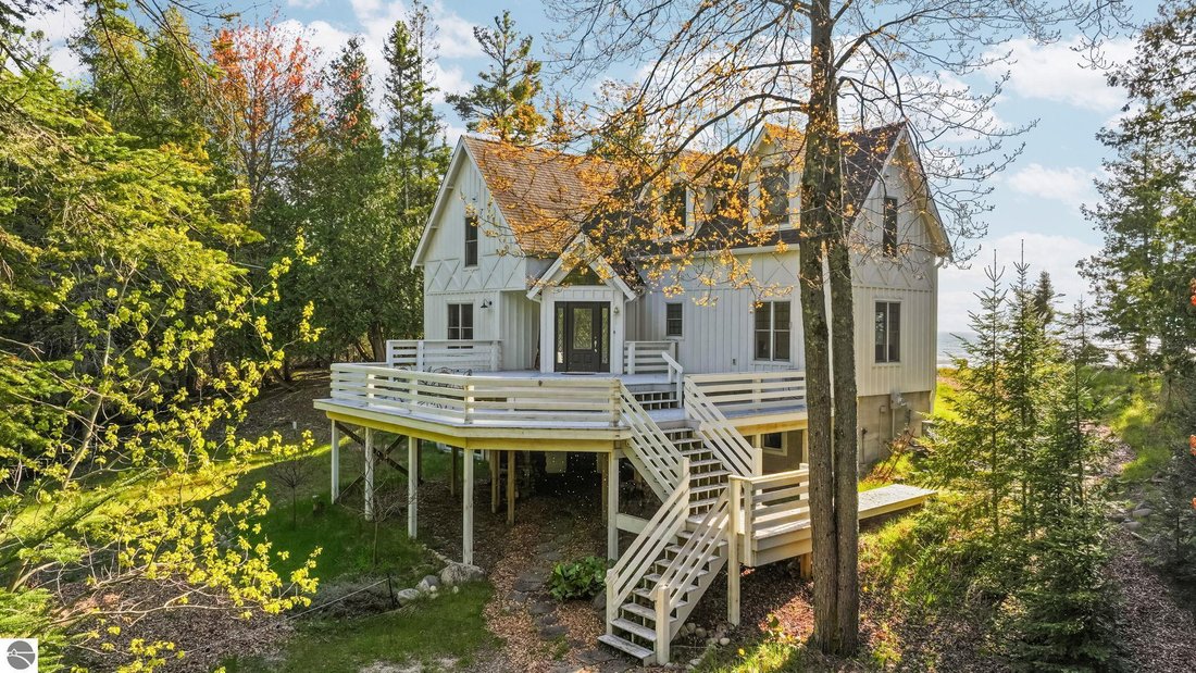 House in Beaver Island, Michigan, United States 1 - 18636248