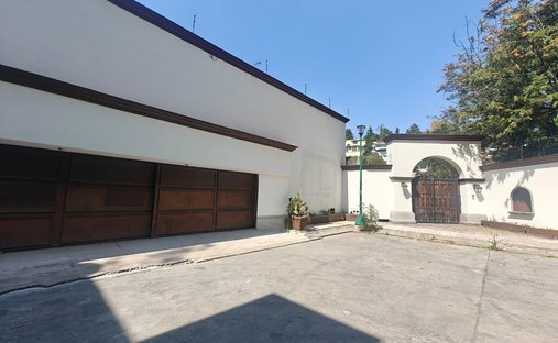 House in Naucalpan de Juárez, State of Mexico, Mexico 1